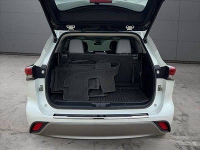 2022 Toyota Highlander Platinum AWD