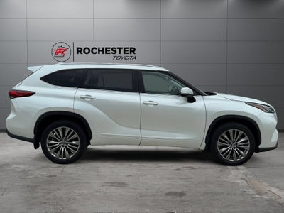 2022 Toyota Highlander Platinum AWD