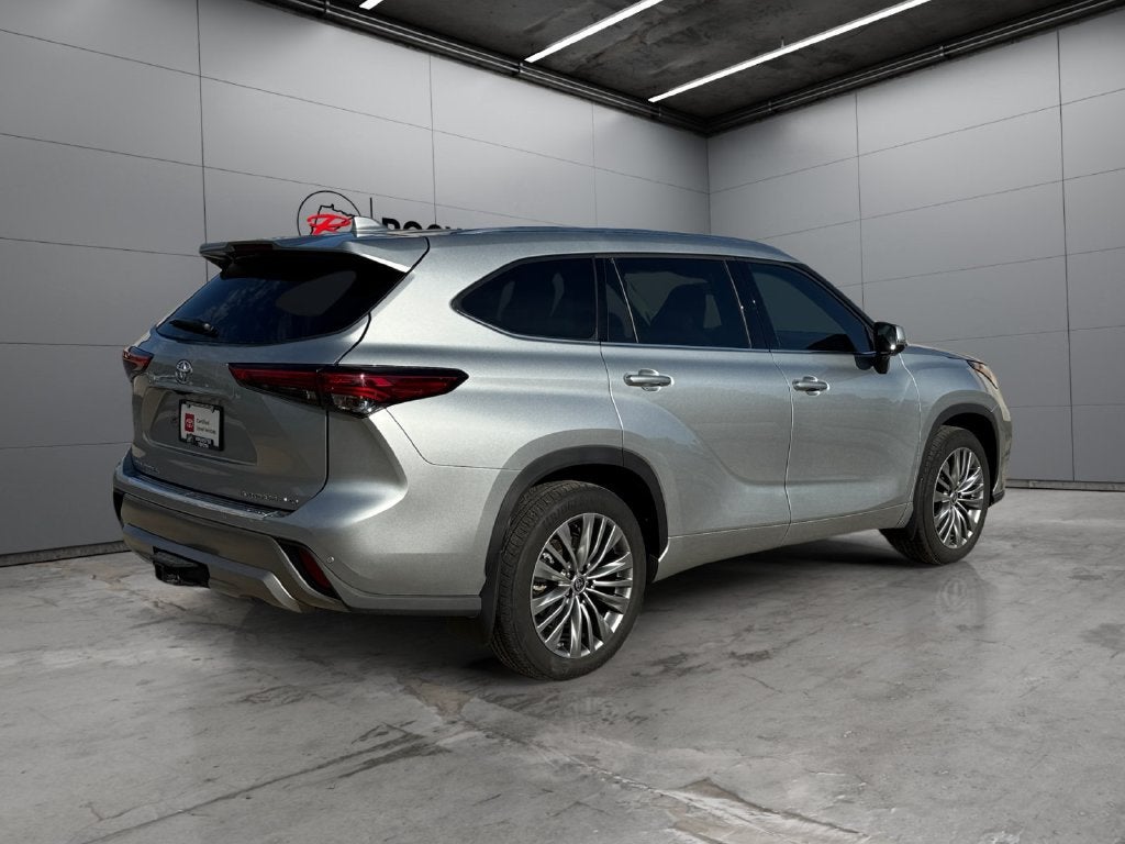 2021 Toyota Highlander Platinum AWD