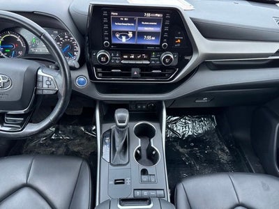 2020 Toyota Highlander Hybrid XLE AWD