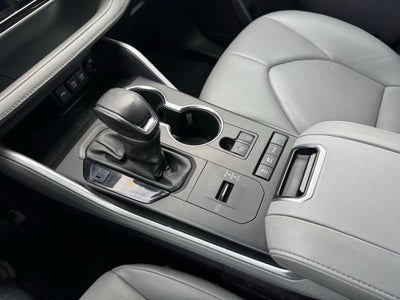 2021 Toyota Highlander Hybrid XLE AWD
