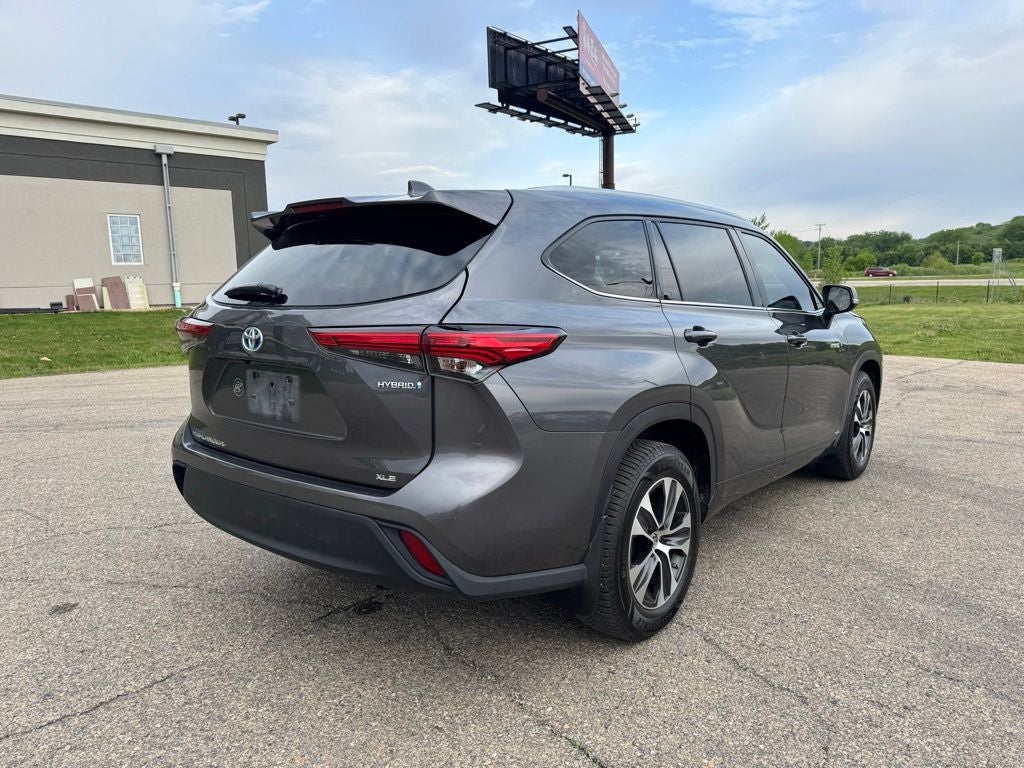 2021 Toyota Highlander Hybrid XLE AWD