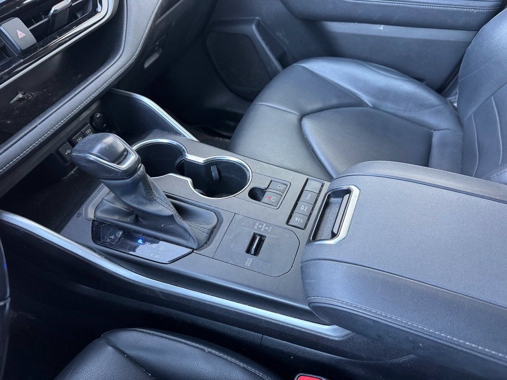 2020 Toyota Highlander Hybrid XLE AWD
