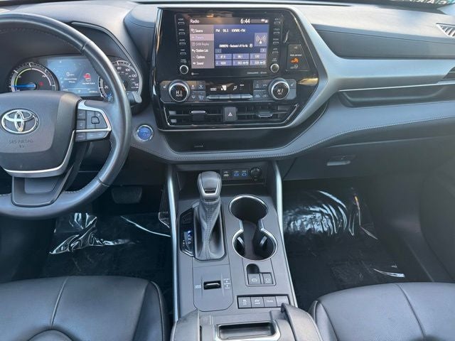 2022 Toyota Highlander Hybrid XLE AWD