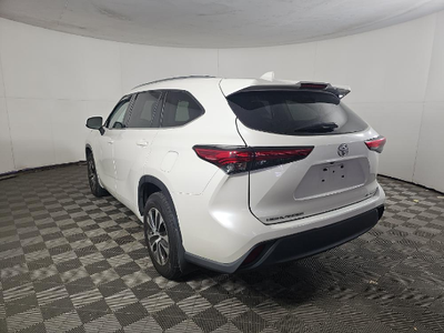 2021 Toyota Highlander XLE AWD