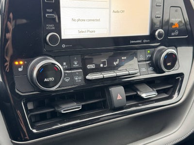 2021 Toyota Highlander XLE AWD