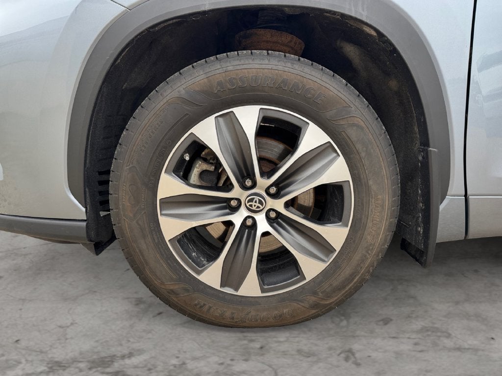 2021 Toyota Highlander XLE AWD