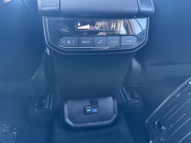 2022 Toyota Highlander XLE AWD