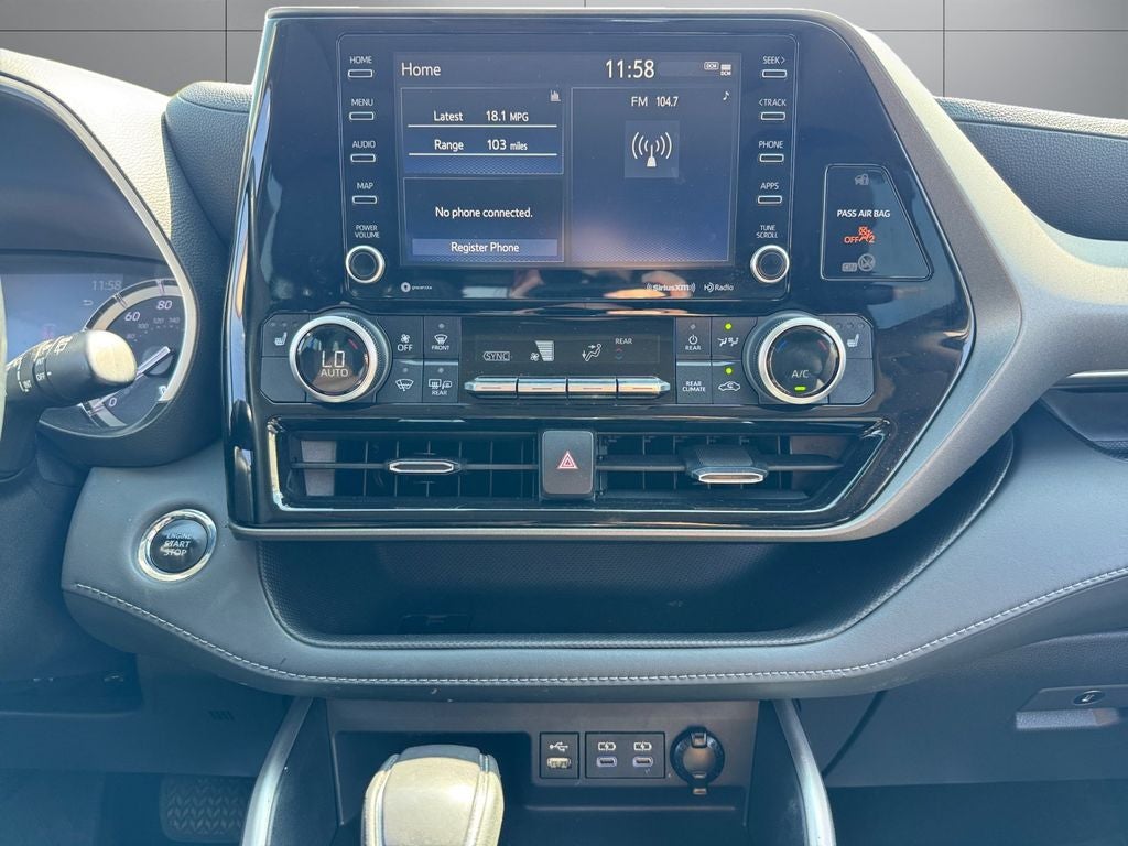 2022 Toyota Highlander XLE AWD