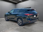 2022 Toyota Highlander XLE AWD