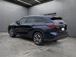 2021 Toyota Highlander Hybrid XLE AWD