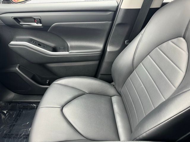 2021 Toyota Highlander XLE AWD
