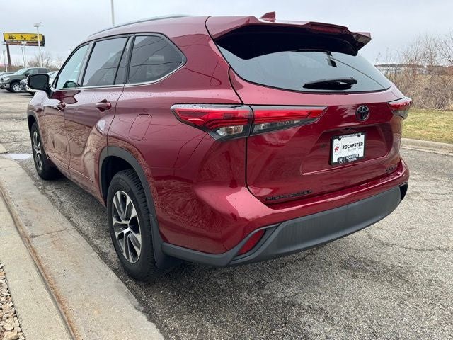 2021 Toyota Highlander XLE AWD