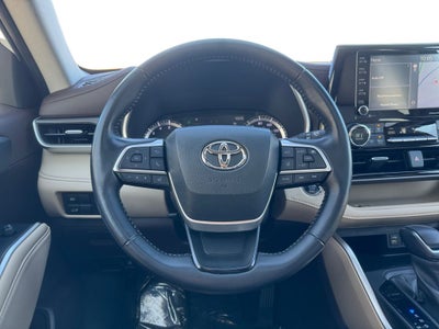 2022 Toyota Highlander XLE AWD
