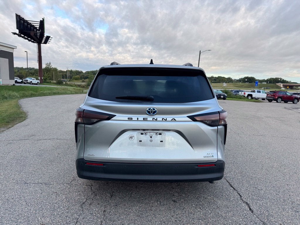 2024 Toyota Sienna XLE 7 Passenger
