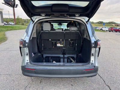 2024 Toyota Sienna XLE 7 Passenger