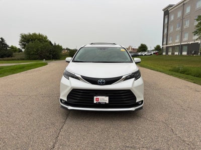 2025 Toyota Sienna XLE 7 Passenger