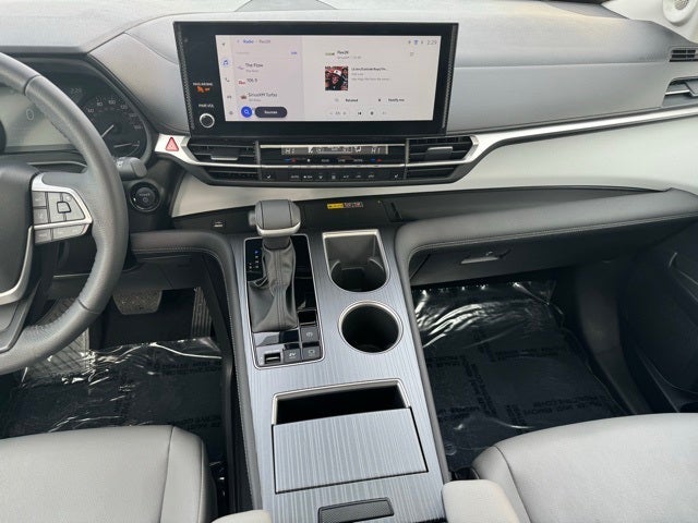 2025 Toyota Sienna XLE 7 Passenger