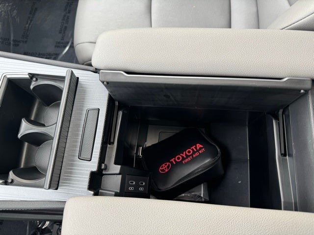 2025 Toyota Sienna XLE 7 Passenger