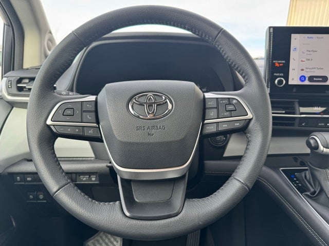 2025 Toyota Sienna XLE 7 Passenger