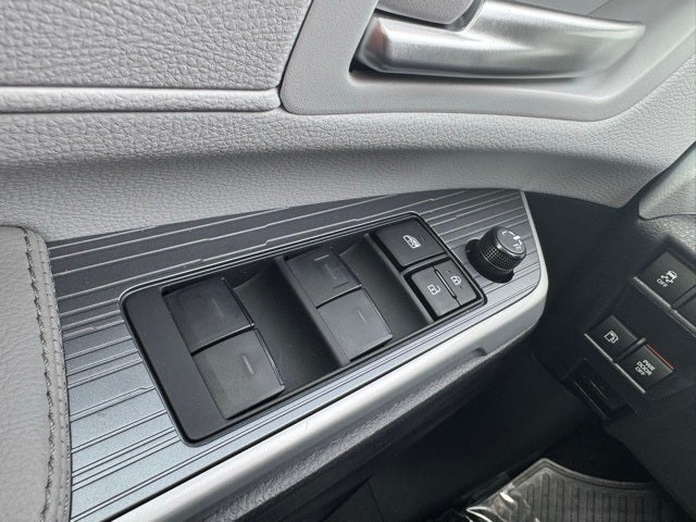 2025 Toyota Sienna XLE 7 Passenger