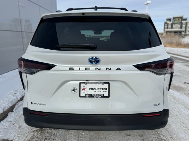 2025 Toyota Sienna XLE 7 Passenger