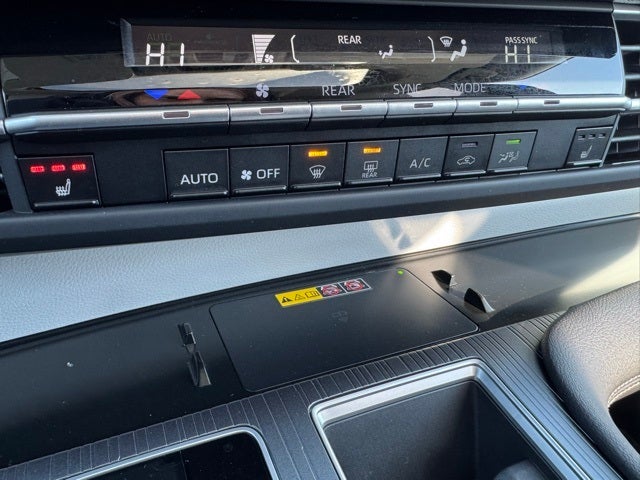 2025 Toyota Sienna XLE 7 Passenger