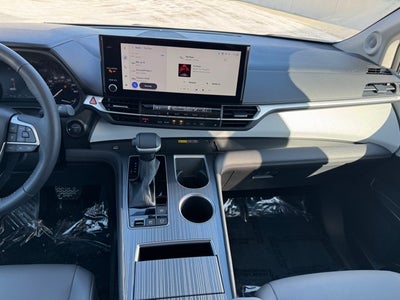 2025 Toyota Sienna XLE 7 Passenger