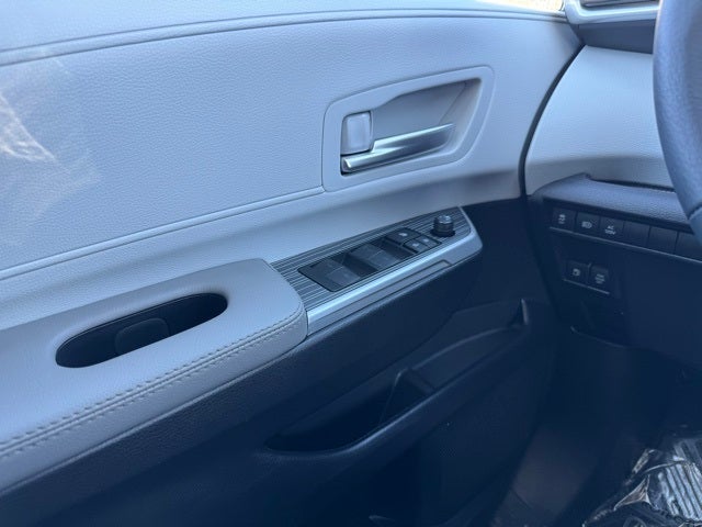 2025 Toyota Sienna XLE 7 Passenger