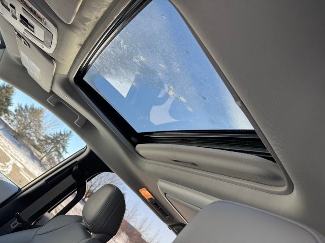 2025 Toyota Sienna XLE 7 Passenger