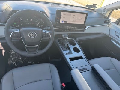 2025 Toyota Sienna XLE 7 Passenger