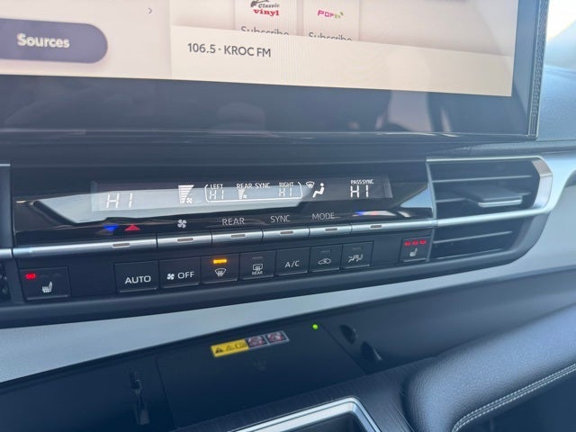 2025 Toyota Sienna XLE 7 Passenger