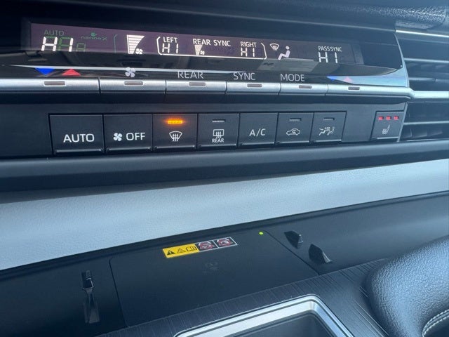 2025 Toyota Sienna XLE 7 Passenger