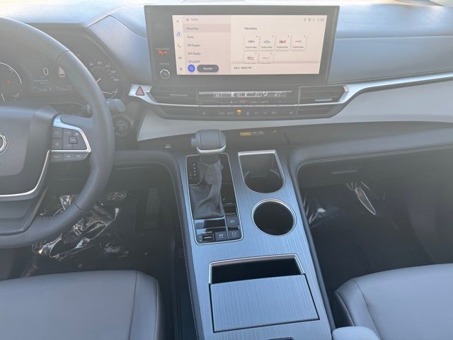 2025 Toyota Sienna XLE 7 Passenger