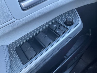 2025 Toyota Sienna XLE 7 Passenger