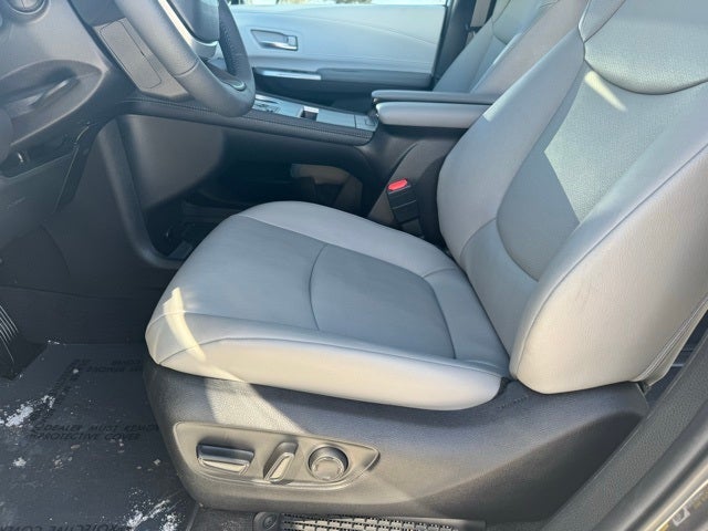 2025 Toyota Sienna XLE 7 Passenger
