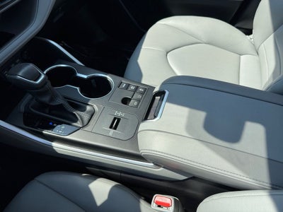 2023 Toyota Highlander Hybrid XLE AWD