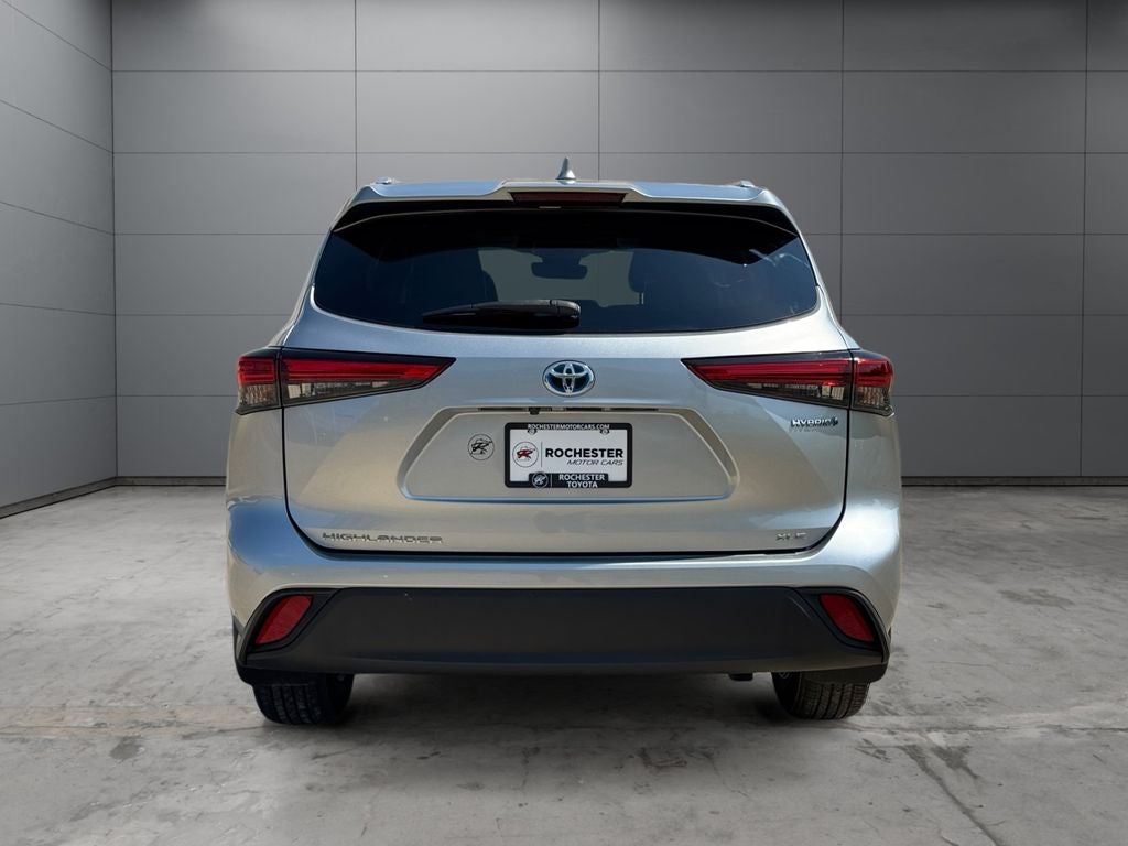 2023 Toyota Highlander Hybrid XLE AWD