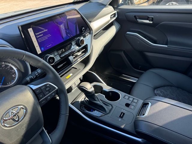 2024 Toyota Highlander Hybrid XLE AWD