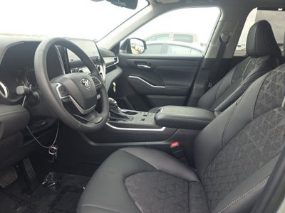 2024 Toyota Highlander Hybrid XLE AWD