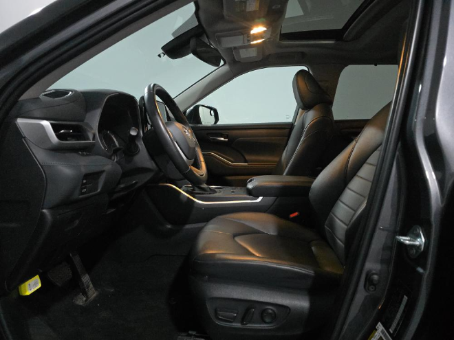 2024 Toyota Highlander Hybrid XLE AWD