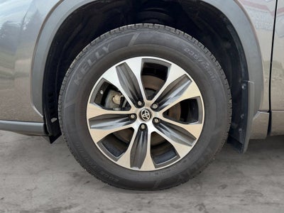 2024 Toyota Highlander Hybrid XLE AWD