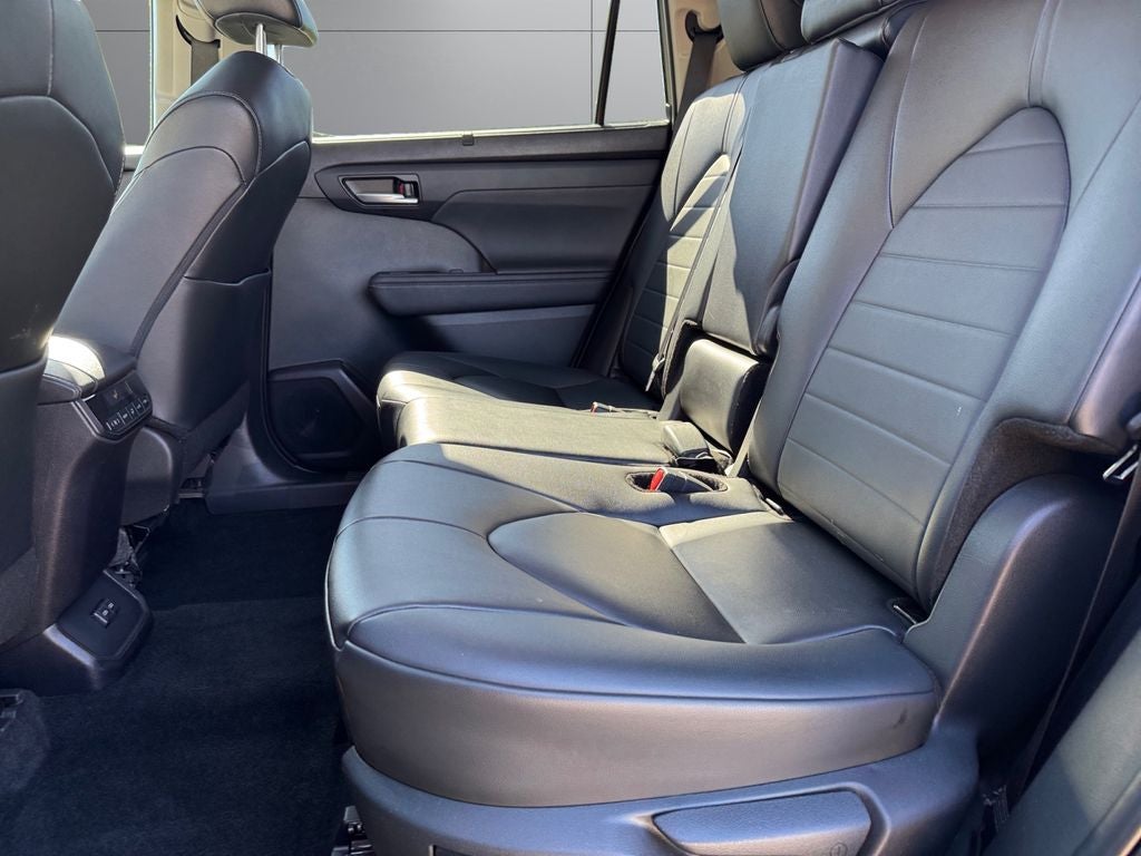 2024 Toyota Highlander Hybrid XLE AWD