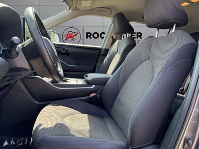 2023 Toyota Highlander L FWD
