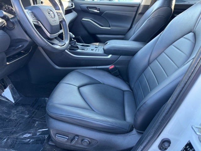 2023 Toyota Highlander XLE AWD