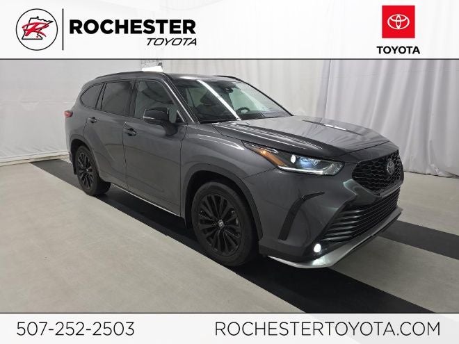 2023 Toyota Highlander XSE AWD's photo