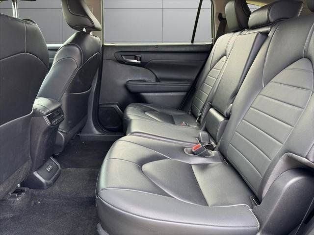 2023 Toyota Highlander XLE AWD