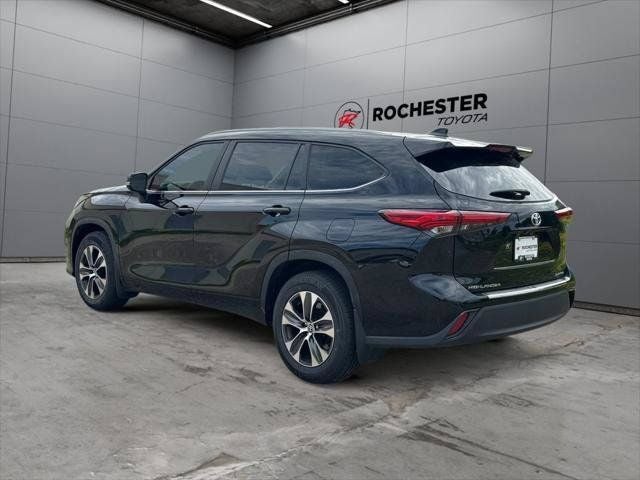 2023 Toyota Highlander XLE AWD