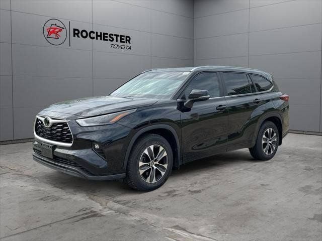2023 Toyota Highlander XLE AWD