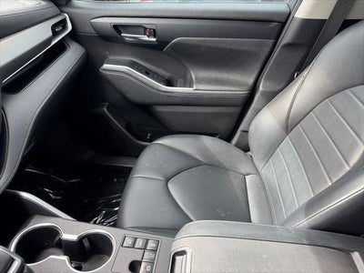 2023 Toyota Highlander XLE AWD